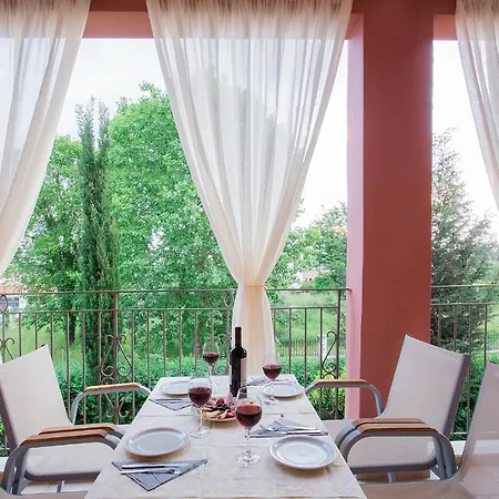 Spiti Prifti Apartment *